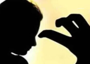 കോളേജിലേക്ക് പോയ പെൺകുട്ടിയെ തട്ടിക്കൊണ്ട് പോയി നഗ്നയാക്കി കെട്ടിയിട്ടു; സംഭവം കേരളത്തിൽ