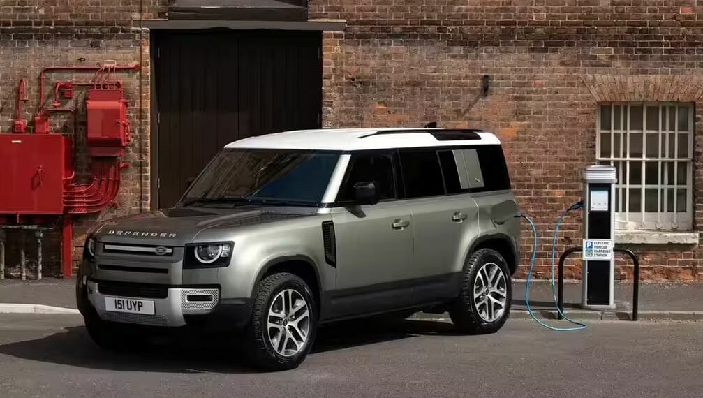 ബേബി ഡിഫൻഡർ 2027ലെത്തും – ലാൻഡ് റോവറിന്റെ ചെറിയ പതിപ്പ്