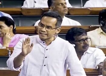 “മണിപ്പുരിന്റെ നീതിക്ക് വേണ്ടിയാണ് ഈ പ്രമേയം” : അവിശ്വാസ പ്രമേയം അവതരിപ്പിച്ച് പ്രതിപക്ഷം