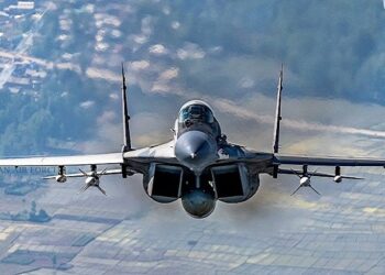 പാകിസ്ഥാന്‍, ചൈന രാജ്യങ്ങളുടെ ഭീഷണി നേരിടാന്‍ 29 യുദ്ധവിമാനങ്ങളുടെ സ്‌ക്വാഡ്രനെ വിന്യസിച്ച് ഇന്ത്യ