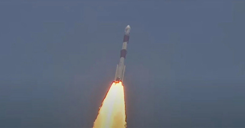 സൗര രഹസ്യം തേടി കുതിച്ചുയർന്ന് ആദിത്യ; അഭിമാനത്തോടെ രാജ്യം