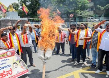 കാവേരി നദീജല തര്ക്കം; ബെംഗളൂരുവില് ഇന്ന് ബന്ദ്; മാണ്ഡ്യയിലും മധൂരിലും ബന്ദ് പൂര്ണം