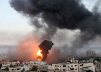 ‘ഓപ്പറേഷൻ അയൺ സ്വാർഡ്സ്’; 20 മിനിറ്റിൽ പതിച്ചത് 5000 റോക്കറ്റുകൾ ഇന്ത്യൻ പൗരന്മാർക്ക് ജാഗ്രത നിർദ്ദേശം