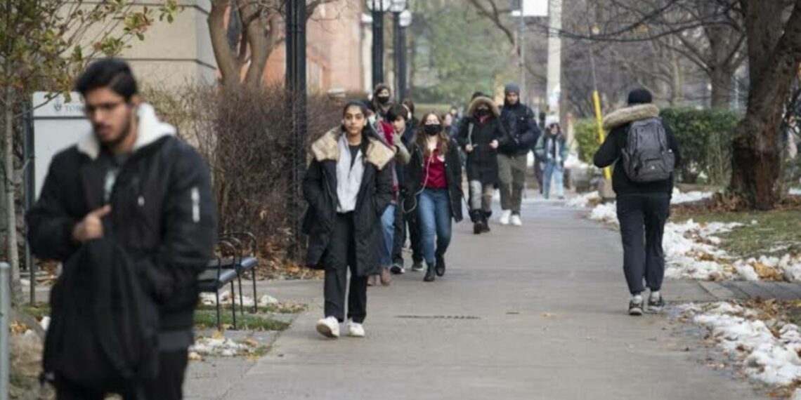 നയതന്ത്ര സംഘർഷം ബാധിക്കില്ല – കാനഡയിൽ പഠിക്കാൻ ആഗ്രഹിക്കുന്ന ഉദ്യോഗാർത്ഥികൾക്ക് യോഗ്യതകള് ഉണ്ടെങ്കില് വിസ ലഭിക്കും
