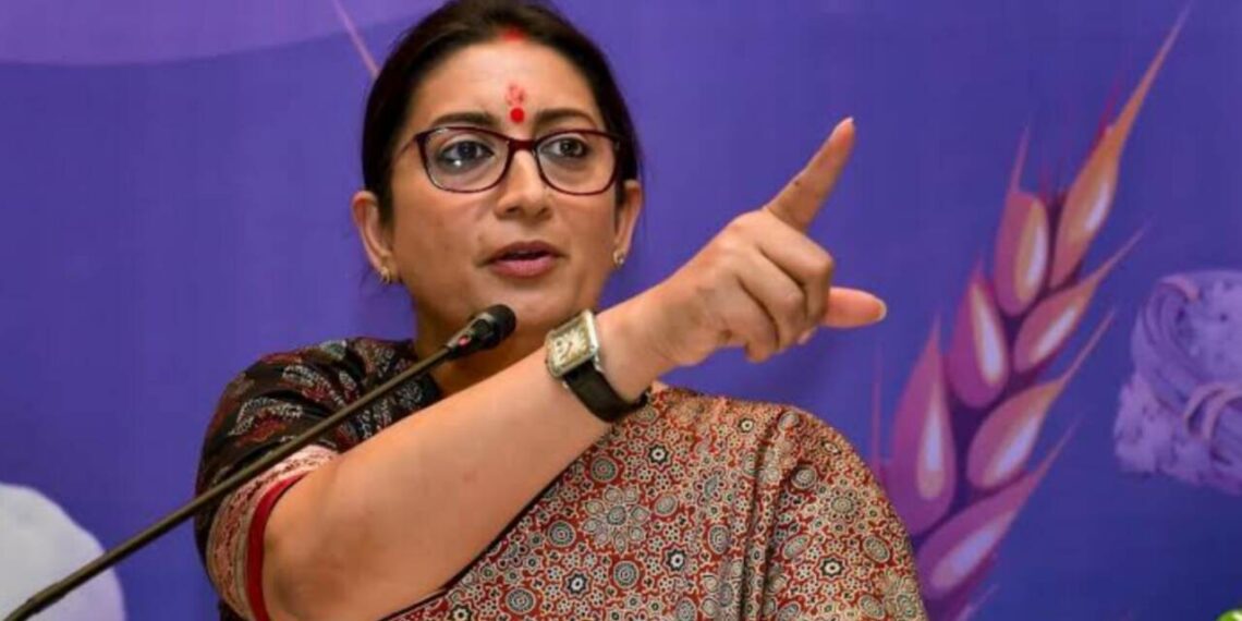 ‘അമേഠിയില്‍ മാത്രമായി മത്സരിക്കാന്‍ രാഹുലിന് ധൈര്യമുണ്ടോ?’ – സ്മൃതി ഇറാനി