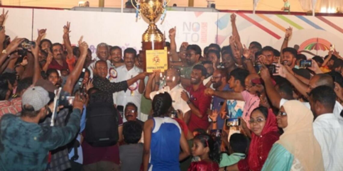 ട്രാക്കും ഫീൽഡും അടക്കി ഭരിച്ച് വീണ്ടും പാലക്കാട്