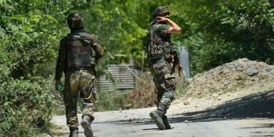 ജമ്മു കശ്മീരിൽ ഏറ്റുമുട്ടൽ; കുപ്‍വാര മച്ചിൽ സെക്ടറിൽ സുരക്ഷസേന 2 ഭീകരരെ വധിച്ചു