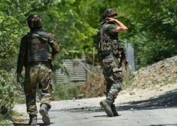 ജമ്മു കശ്മീരിൽ ഏറ്റുമുട്ടൽ; കുപ്വാര മച്ചിൽ സെക്ടറിൽ സുരക്ഷസേന 2 ഭീകരരെ വധിച്ചു