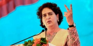 പ്രധാനമന്ത്രിയെക്കുറിച്ച് തെറ്റായ പരാമർശം; പ്രിയങ്ക ​ഗാന്ധിക്ക് തിരഞ്ഞെടുപ്പ് കമ്മീഷൻ നോട്ടീസ്