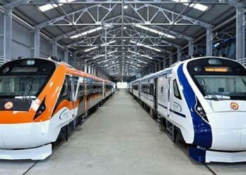 കേരളത്തിന് മൂന്നാം വന്ദേ ഭാരത്, ദീപാവലി സ്പെഷ്യൽ; ചെന്നൈ-ബംഗളൂരു-എറണാകുളം റൂട്ടില്‍ സർവീസ് 