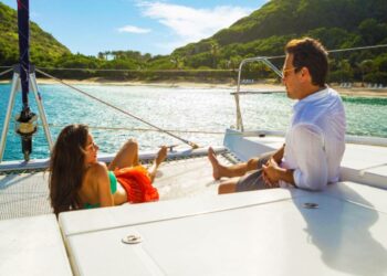 അമ്പമ്പോ!!! ഇതെന്ത് ജോലി?; 1.5 കോടി രൂപ ശമ്പളം, സ്വകാര്യ ദ്വീപിൽ ആഢംബര ജീവിതം – ഒപ്പം പങ്കാളിയെയും കൂട്ടാം