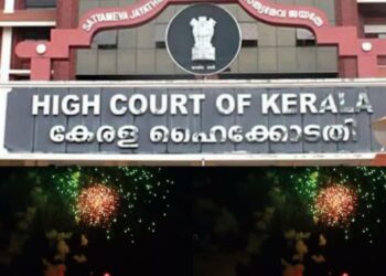 അസമയത്തെ വെടിക്കെട്ട് തടഞ്ഞ് ഹൈക്കോടതി; ദൈവത്തെ പ്രീതിപ്പെടുത്താൻ വെടിക്കെട്ട് വേണമെന്ന് ഒരു വിശുദ്ധ​ഗ്രന്ഥവും പറയുന്നില്ലെന്ന് കോടതി