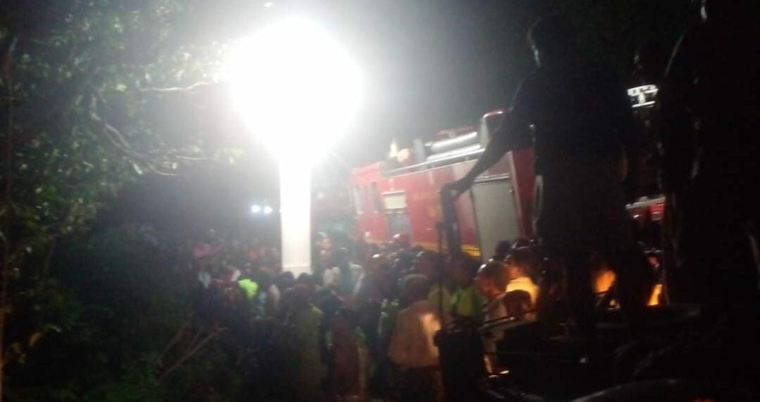 വയനാട് ചുരത്തിൽ കാർ കൊക്കയിലേക്ക് മറിഞ്ഞു. ഒരുമരണം