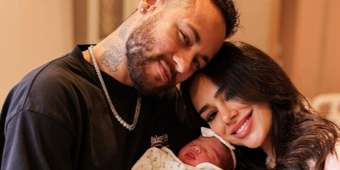 ബ്രസീൽ താരം നെയ്മറിന്റെ വീട് കൊള്ളയടിച്ചു; കാമുകിയെയും കുഞ്ഞിനെയും തട്ടികൊണ്ടുപോകാൻ ശ്രമം