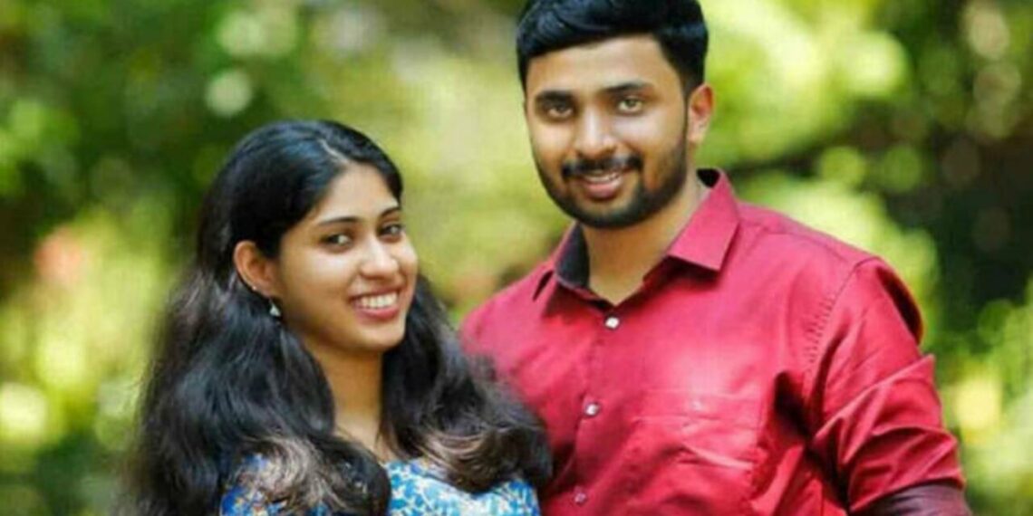 അമേരിക്കയിൽ വെടിയേറ്റ ഗർഭിണിയായ മലയാളി യുവതിയുടെ നില ഗുരുതരം, വയറ്റിൽ അമിത രക്തസ്രാവം; ഭർത്താവ് അമൽ റെജി പോലീസ് കസ്റ്റഡിയിൽ