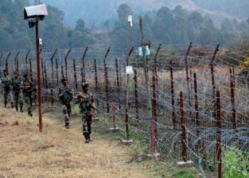 രജൗരിയിൽ വീണ്ടും ഏറ്റുമുട്ടൽ; 2 ഭീകരരെ സൈന്യം വളഞ്ഞു