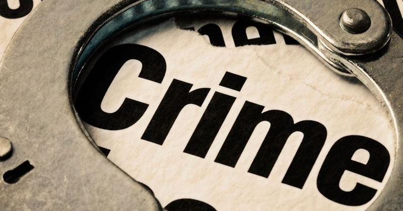 അച്ഛനും മകനും വെട്ടേറ്റു. വെട്ടിയത് അയൽവാസി