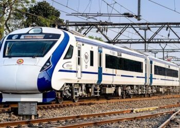 ക്രിസ്മസിന് സ്പെഷ്യൽ വന്ദേ ഭാരത്; ചെന്നൈ മുതൽ കോഴിക്കോട് വരെ സർവീസ് നടത്തും