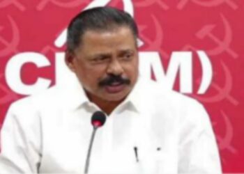 “പിണറായി വിജയൻ സൂര്യനെ പോലെയാണ്, അടുത്ത് പോയാൽ കരിഞ്ഞ് പോകും” : എംവി ഗോവിന്ദൻ