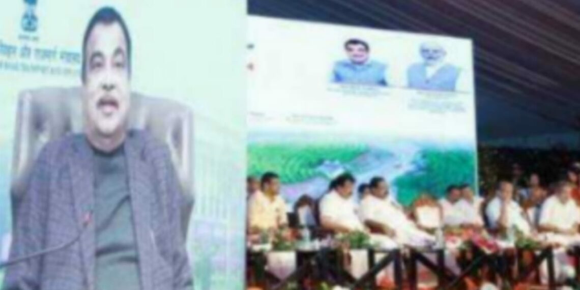 കേരളത്തിന് ഗ്രീന്‍ ഫീല്‍ഡ് കോറിഡോര്‍ പദ്ധതി പ്രഖ്യാപിച്ച് നിധിന്‍ ഗഡ്കരി; സംസ്ഥാനത്തിന് അഭിനന്ദനം