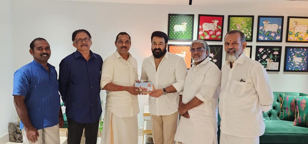 പ്രാണപ്രതിഷ്ഠാ ചടങ്ങിലേക്ക് മോഹൻലാലിന് ക്ഷണം; അക്ഷതവും, ക്ഷണപത്രവും കൈമാറി ആർഎസ്എസ് നേതാക്കൾ