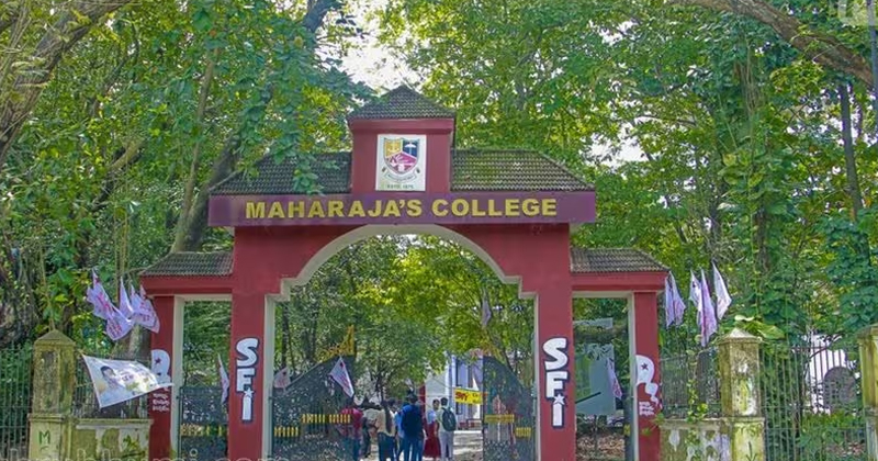 എസ്എഫ്ഐ പ്രവർത്തകന് വെട്ട് കിട്ടിയ സംഭവം; മഹാരാജാസിൽ അനിശ്ചിതകാല സമരം