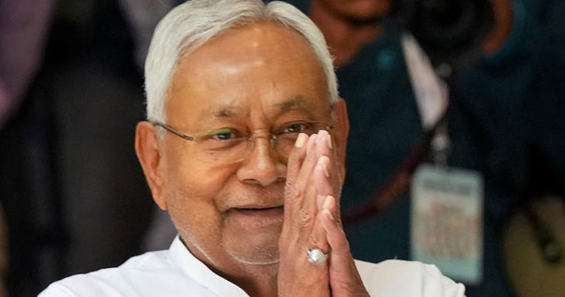 ആദ്യമന്ത്രിസഭാ യോഗം ഇന്ന്; ഇനി എവിടെയും പോകില്ലെന്ന് നിതീഷ്കുമാർ