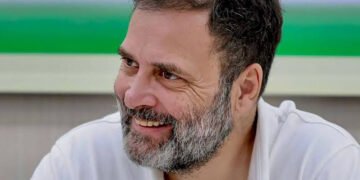 രാജ്യത്ത് രാമതരംഗമില്ലെന്ന് രാഹുൽ; രാമക്ഷേത്ര കേസ് കെട്ടിത്തൂക്കിയവർ തെരുവിൽ കിടക്കുന്നുവെന്ന് ബിജെപിയുടെ പരിഹാസം