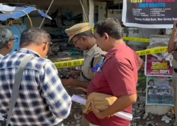 വടകരയില്‍ അടച്ചിട്ട കടമുറിയില്‍ മനുഷ്യന്റെ തലയോട്ടി