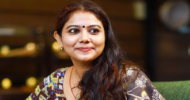 ചില പ്രത്യേക സമുദായത്തിൽ ഉള്ളവർ എന്നെ വേട്ടയാടുന്നു, ഞാൻ മാത്രമല്ല ഒരുപാട് പേർ ഈ അവസ്ഥയിലൂടെ കടന്നു പോകുന്നുവരാണ്; രചന