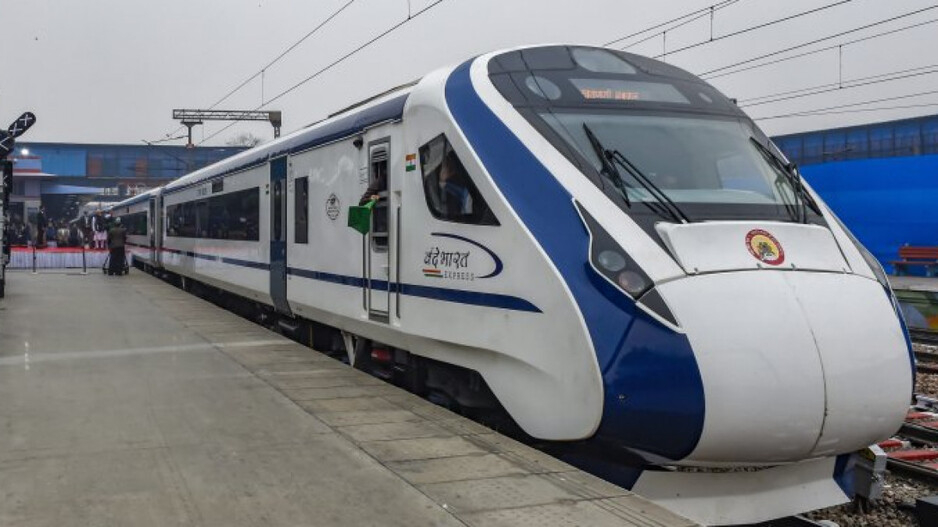 ഇന്ത്യയുടെ വന്ദേ ഭാരത് ട്രെയിനുകൾ ഇനി വിദേശത്തേക്കും; പ്രഖ്യാപനവുമായി കേന്ദ്രം
