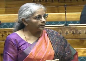 ‘ഈ സംസ്ഥാനത്തെ എനിക്കിഷ്ടമല്ല, അതുകൊണ്ടു കാശു കൊടുക്കുന്നതു നിര്‍ത്തിയേക്കൂ എന്ന് ഒരു ധനമന്ത്രിക്കും പറയാനാവില്ല.’