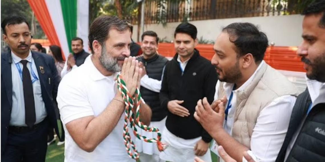 രാഹുൽ ഗാന്ധിയെ ചുറ്റിപ്പറ്റിയുള്ള സംഘം പാർട്ടിയെ നശിപ്പിക്കുന്നു; ​ഗുരുതര ആരോപണവുമായി കോൺഗ്രസ് എംഎൽഎയുടെ മകൻ സീഷൻ സിദ്ദിഖ് എംഎൽഎ