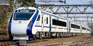 വന്ദേഭാരത് എക്‌സ്പ്രസ് ഇനി തിരുവനന്തപുരം മുതൽ മം​ഗലാപുരം വരെ; സർവീസ് നീട്ടി