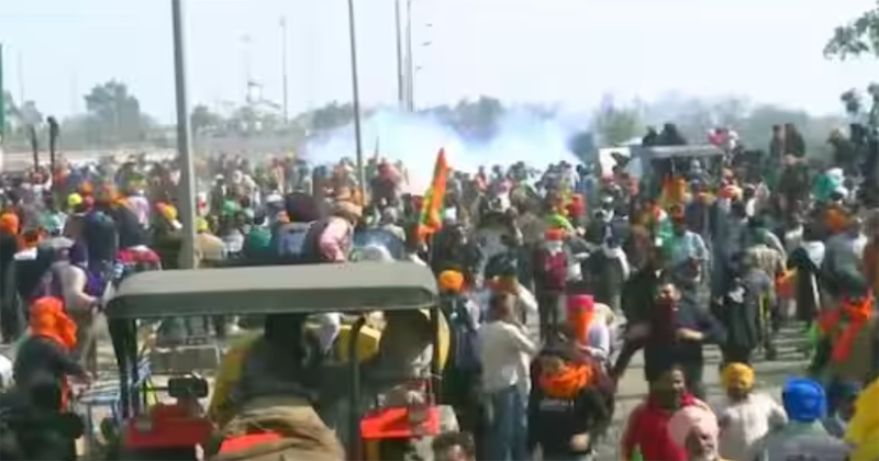 സമരം അക്രമാസക്തമായി; കർഷകരെ പോലീസ് തല്ലിയോടിച്ചു.