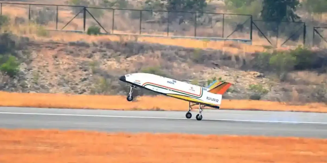 അഭിമാനമായി പുഷ്‌പക്‌ ; ഐഎസ്‌ആർഒയുടെ പുനരുപയോഗ വിക്ഷേപണത്തിൻറെ ലാൻഡിങ് വിജയകരം