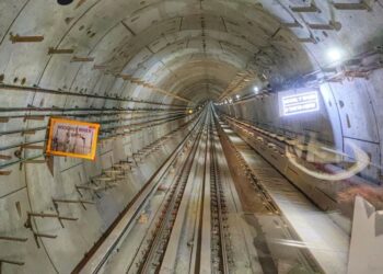 രാജ്യത്തെ ആദ്യത്തെ അണ്ടർ വാട്ടർ മെട്രോ മാർച്ച് ആറിന് പ്രധാനമന്ത്രി ഉദ്ഘാടനം ചെയ്യും