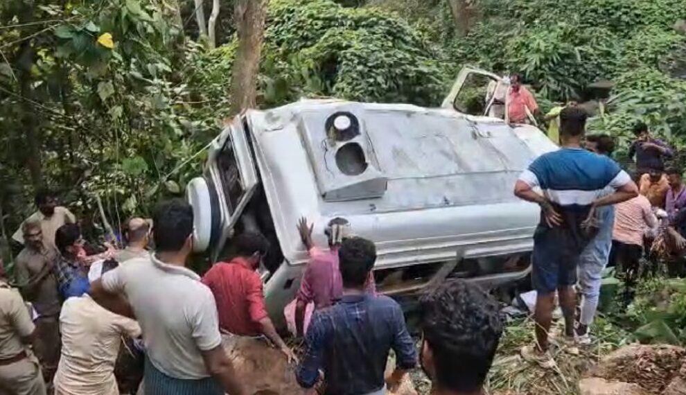 അടിമാലിയിൽ മാങ്കുളത്ത് 3 പേരുടെ ജീവനെടുത്ത വാഹനാപകടം; മരിച്ചവരിൽ പിഞ്ചുകുഞ്ഞും