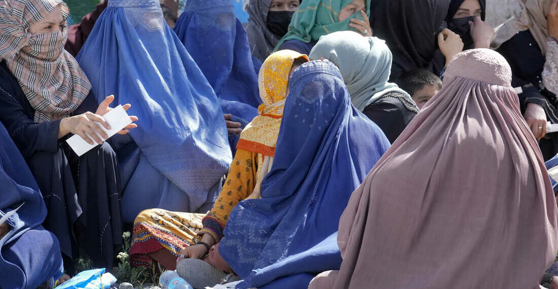 ‘വ്യഭിചാരത്തിന് സ്ത്രീകൾക്കുള്ള ശിക്ഷ കല്ലെറിഞ്ഞ് കൊല്ലൽ’; താലിബാൻ