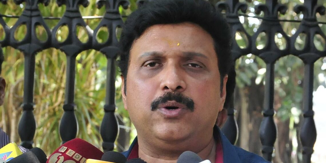 ഡ്രൈവിങ് ടെസ്റ്റ് പരിഷ്‌കാരം; മന്ത്രി കെ ബി ഗണേഷ് കുമാറിനെതിരെ പ്രത്യക്ഷ സമരത്തിന് സിഐടിയു