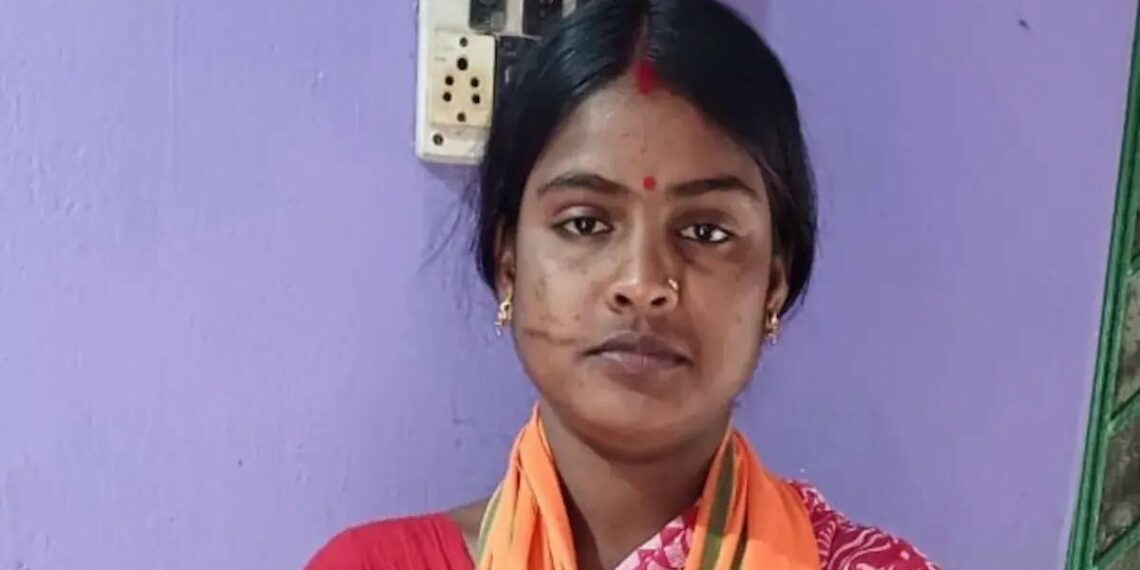 സ്വകാര്യത ലംഘിച്ചു; ടിഎംസി നേതാവിനെതിരെ പരാതി നൽകി സന്ദേശ്ഖാലിയിലെ ബിജെപി സ്ഥാനാർത്ഥി