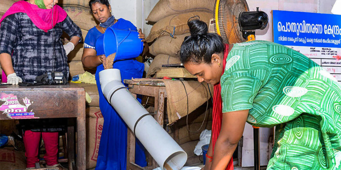 സംസ്ഥാനത്ത് റേഷൻകടകളുടെ സമയം പുനക്രമീകരിച്ചു