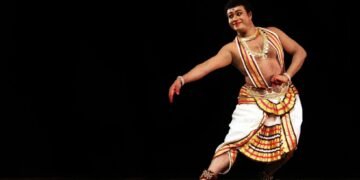 ആർഎൽവി രാമകൃഷ്ണന് ഇത് സ്വപ്ന സാഫല്യം; കലാമണ്ഡലത്തിൽ മോഹിനിയാട്ടം അവതരിപ്പിച്ചു
