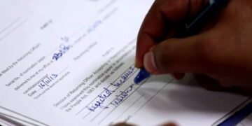 കേരളത്തിൽ നാമനിർദേശ പത്രിക നൽകൽ ഇന്നുമുതൽ; ഏപ്രിൽ 4 വരെ സമർപ്പിക്കാം