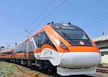 കാസർഗോഡ്-തിരുവനന്തപുരം വന്ദേഭാരത് മംഗലാപുരം വരെ നീട്ടി; പ്രധാനമന്ത്രി നാളെ ഫ്ളാഗ്ഓഫ് ചെയ്യും