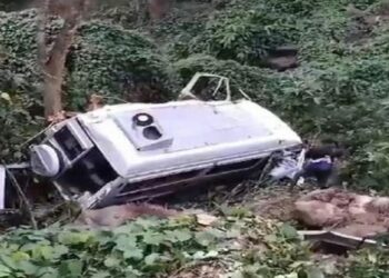 ക്രാഷ് ബാരിയറുകളില്ല; മാങ്കുളം അപകടത്തിന് കാരണം റോഡിന്റെ അശാസ്ത്രീയ നിര്‍മാണം