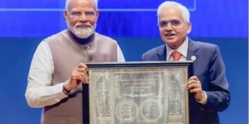 ആർബിഐ 90ാം വർഷത്തിലേക്ക് ; 90 രൂപയുടെ നാണയം പുറത്തിറക്കി പ്രധാനമന്ത്രി നരേന്ദ്രമോദി