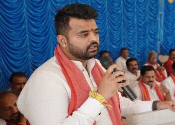 സ്ത്രീകളെ അവഹേളിക്കുന്നത് വച്ച് പൊറുപ്പിക്കാനാവില്ല; പ്രജ്വല്‍ രേവണ്ണയെ ജെഡിഎസില്‍ നിന്ന് സസ്‌പെന്‍ഡ് ചെയതു