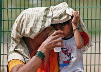 താപനില ഇനിയും ഉയരുമെന്ന് മുന്നറിയിപ്പ്; പാലക്കാട് 45 ഡിഗ്രി വരെ, 12 ജില്ലകളില്‍ ജാഗ്രതാ നിര്‍ദേശം