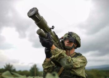 പുതിയ വ്യോമ പ്രതിരോധ സംവിധാനങ്ങൾ ഇറക്കുമതി ചെയ്ത് ഇന്ത്യ; പാകിസ്താൻ ചൈന അതിർത്തികളിൽ വിന്യസിക്കും